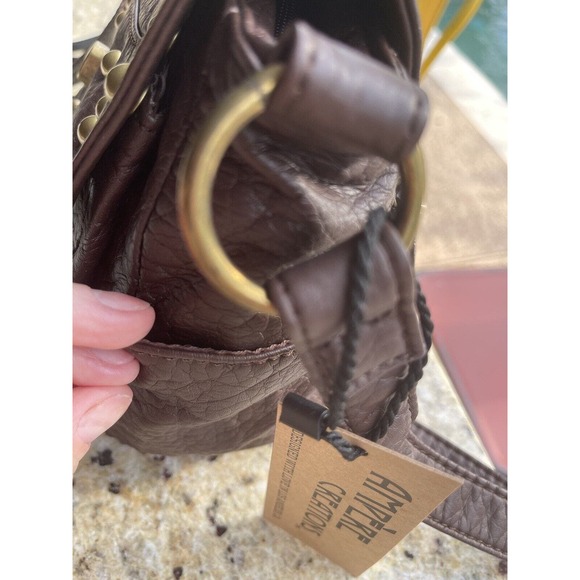 Ampere Creations Faux Leather Brown Crossbody. Adjustable Strap. NEW With Tags! - Picture 5 of 10